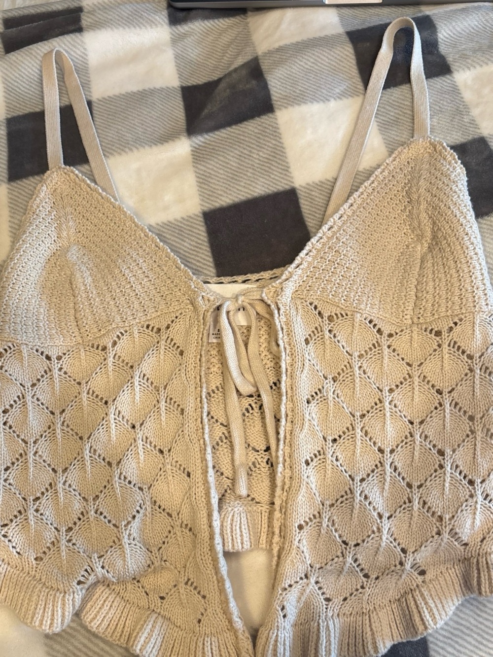 Olive & Oak Beige Knit Lace-Up Crop Top